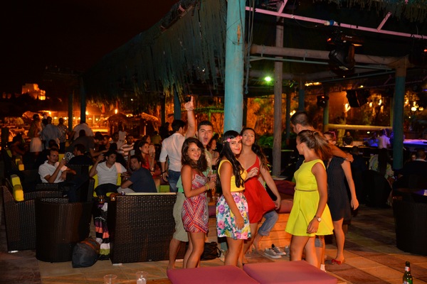 Clubbing Night at Edde Sands